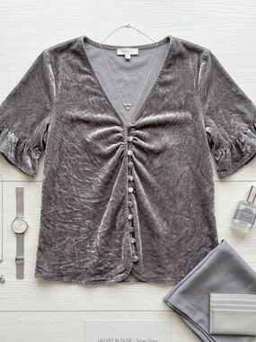 Madewell Grey Crushed Velvet Ruffle Sleeve Button Front Top 14 Boho Voquette